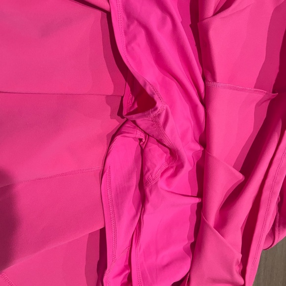 Lilly Pulitzer Luxletic Priska Short EUC SZ16 - Picture 5 of 5